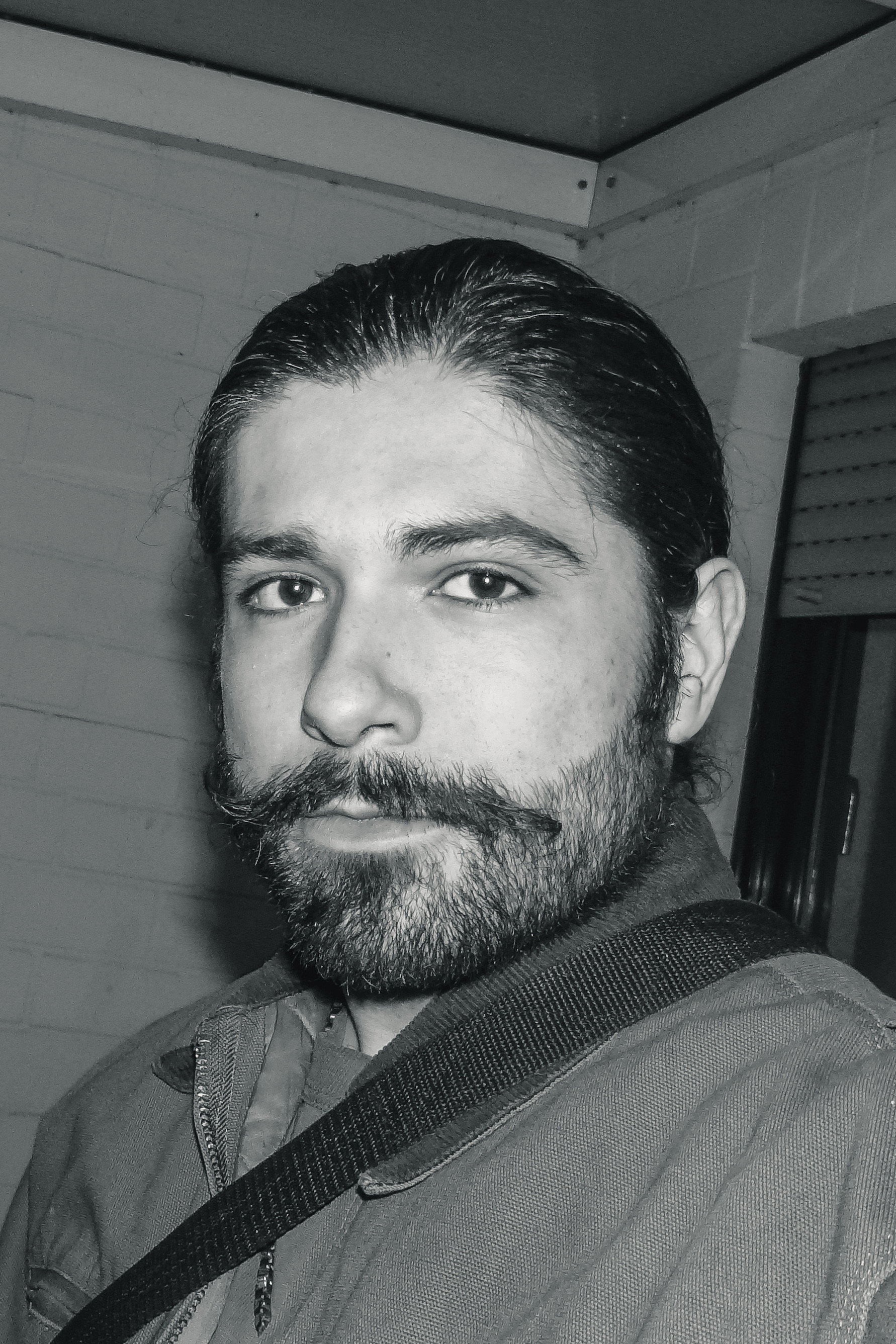 Luca Valentini as Francesco in Silent Friend