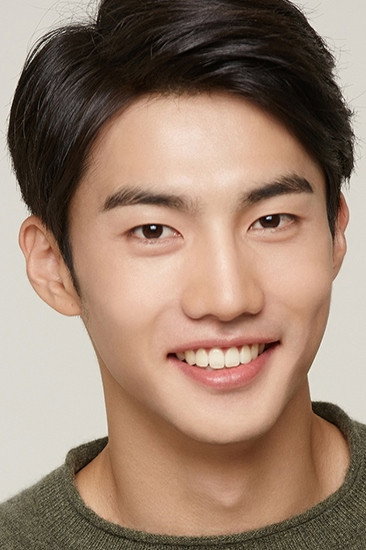 Jin Hyuk as Go Nan in Beautiology 101