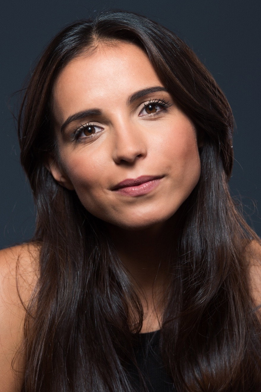 Maria Teresa Barbosa as Susana in 4Play