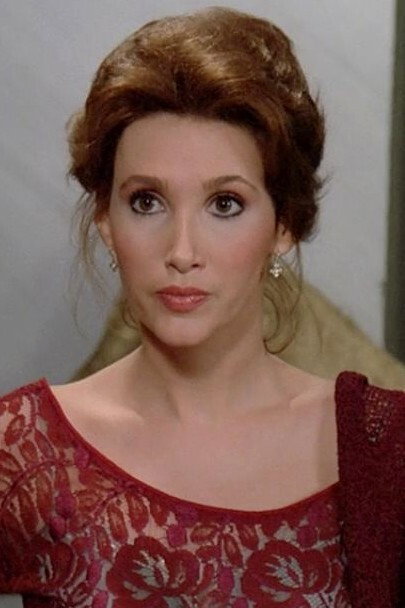 Rosalyn Landor as Faye in Dad