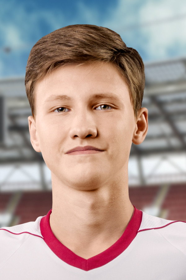 Nikolay Kalinychev as Denis Rybalchenko in Offside