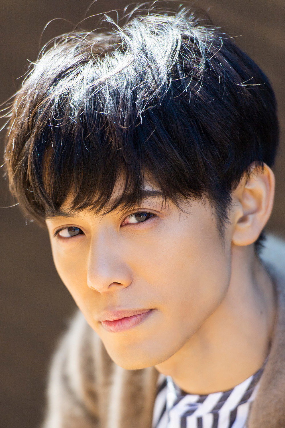 沢城千春 as Suzuhiko Senba (voice) in To Your Eternity