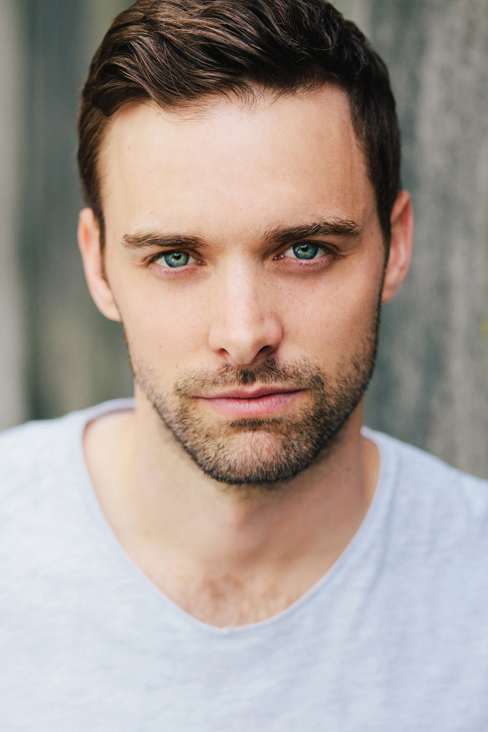 Andrew Dunbar as Dan in The Dating List
