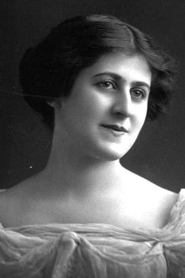 Anna Reader as Martha in The Veiled Princess