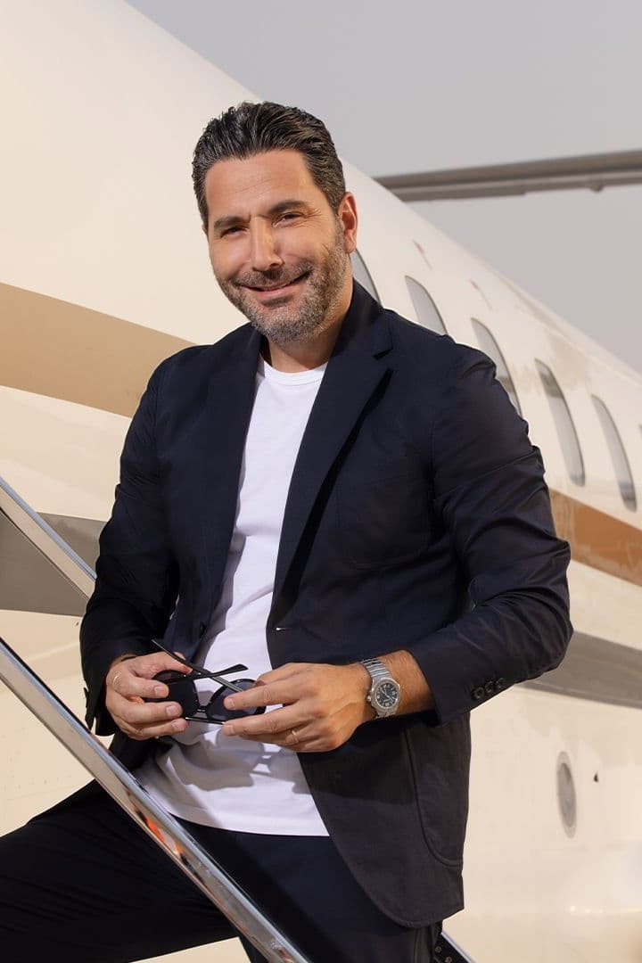Wissam Breidy as المقدم in غنيلي بالجو
