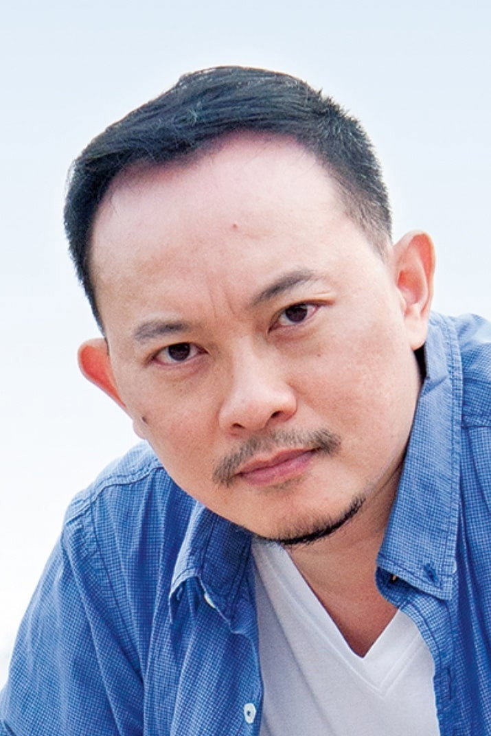 Verdi Solaiman as Prayoga in Rewrite