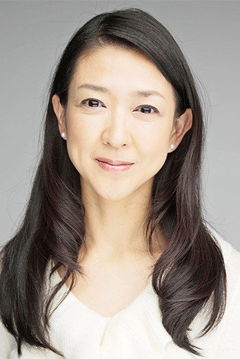 紺野美沙子 as Masuno in Children on the Island