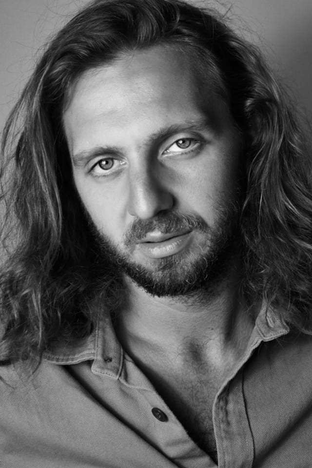 Nencho Kostov as Poet in February