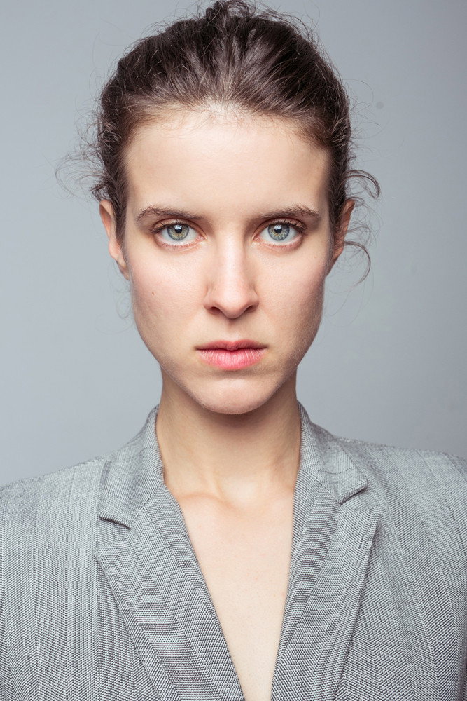 Wiktoria Wolańska as Karina in My Wonderful Life