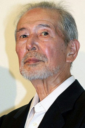 坂本長利 as Marubun in Virgin Blues