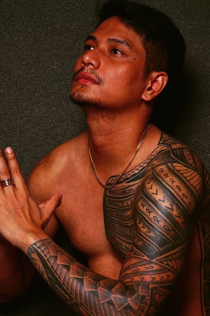 Massimo Scofield as Ephraim in Putahe