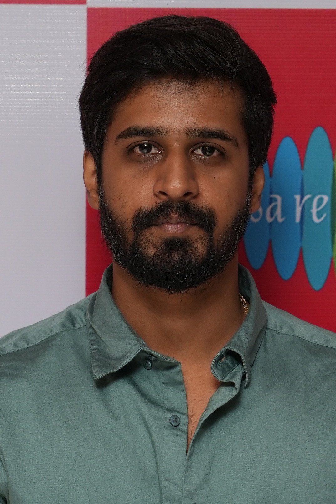 Dushyanth Jayaprakash as Easan in Easan