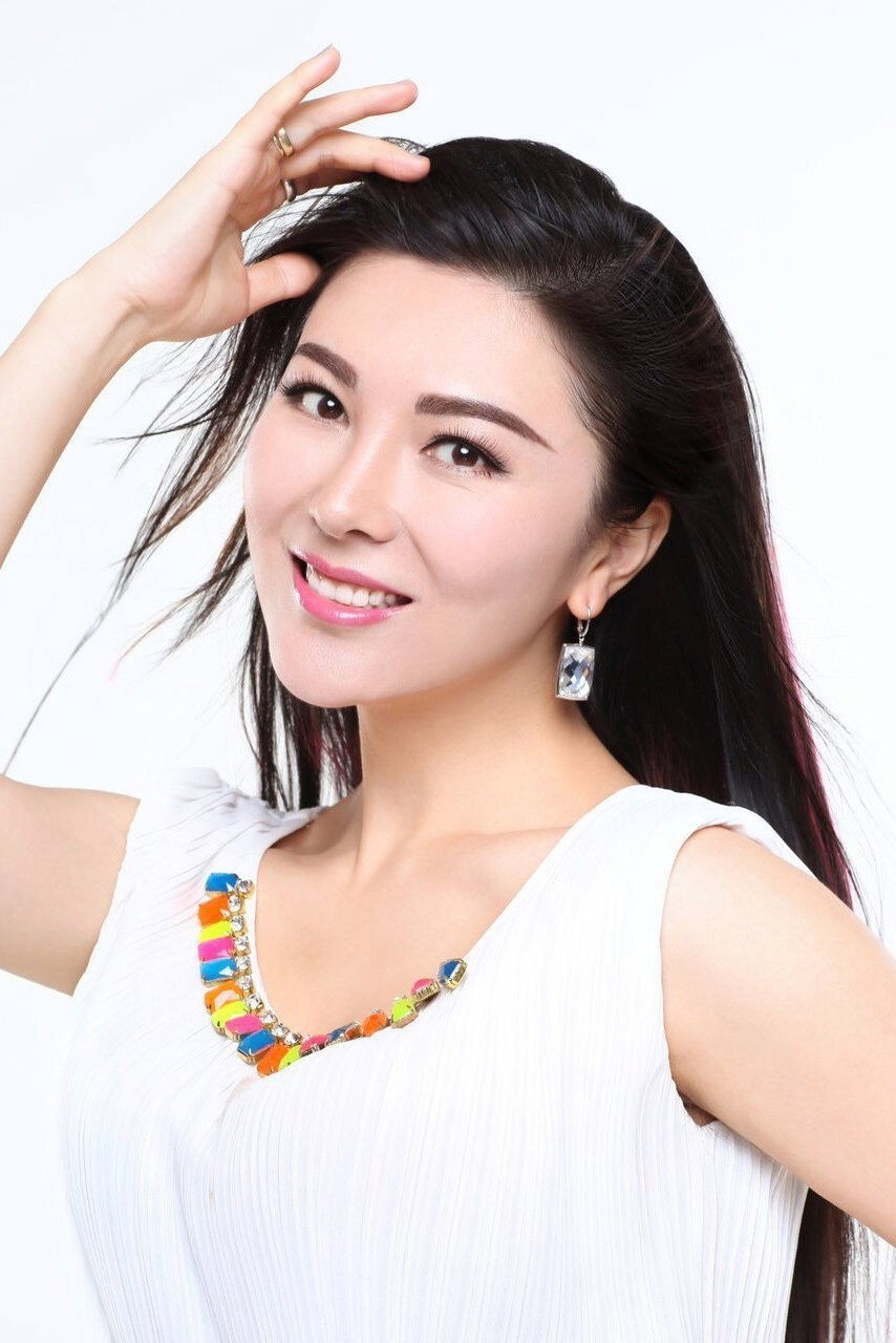 Yan Qin as First Madame in Culinary Vendetta