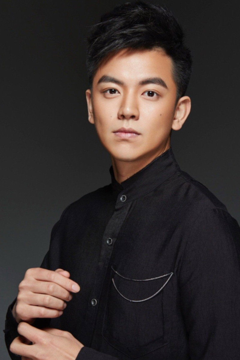 Ma Shuai as Prince in The Legend Of Aqua Witch
