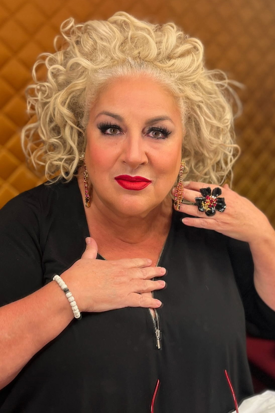 Marianne James as Self - Judge in La France a un incroyable talent