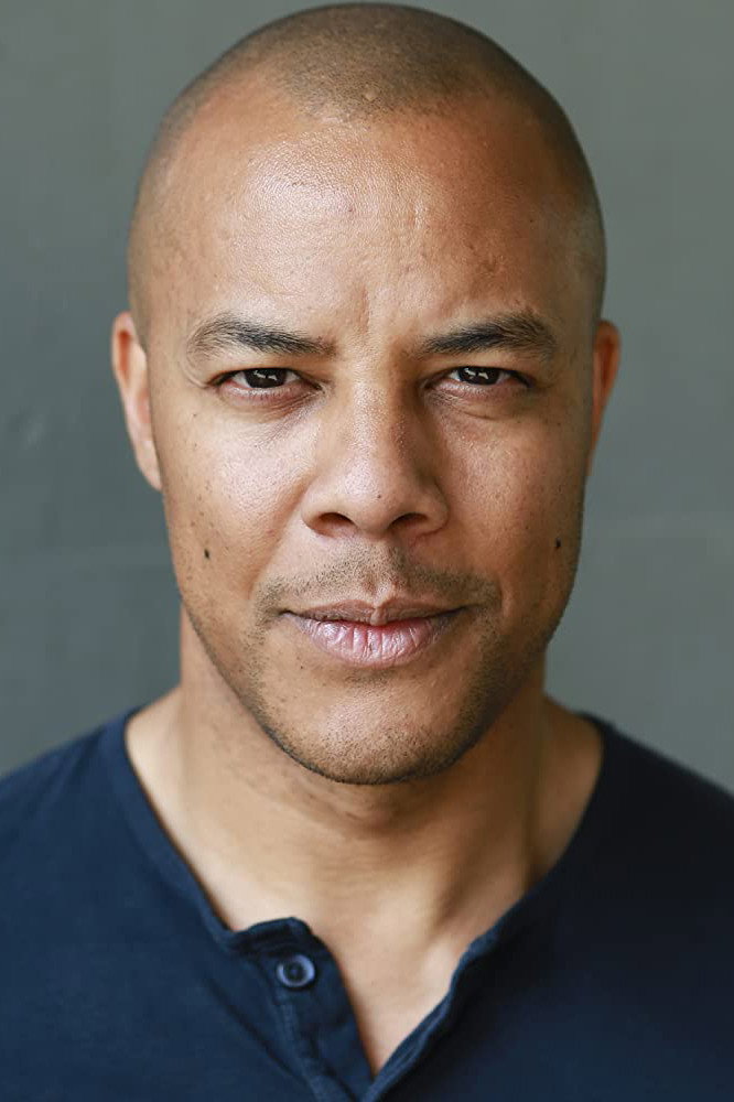 Michael Wildman as Edward Tull in Walter's War