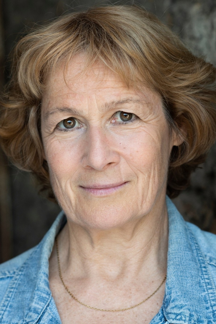 Hélène Vauquois as (Voice) in The King of the Misty Forest