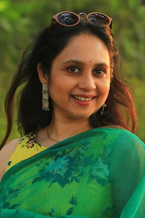 Anubha Fatehpuria as Mamta Dubey in Zara Hatke Zara Bachke