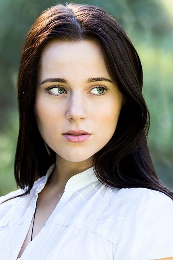 Alla Hand as Anna Kaiser in Skeleton Girls. A Kidnapped Society