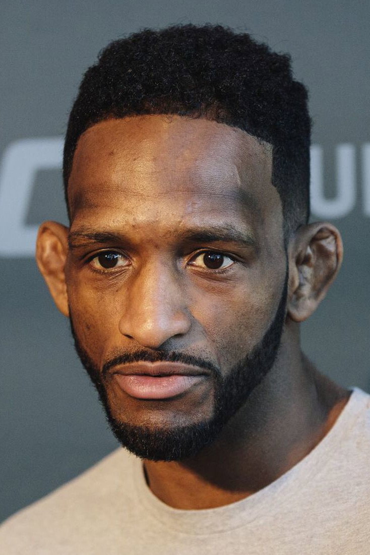Neil Magny as Self in UFC 297: Strickland vs. du Plessis