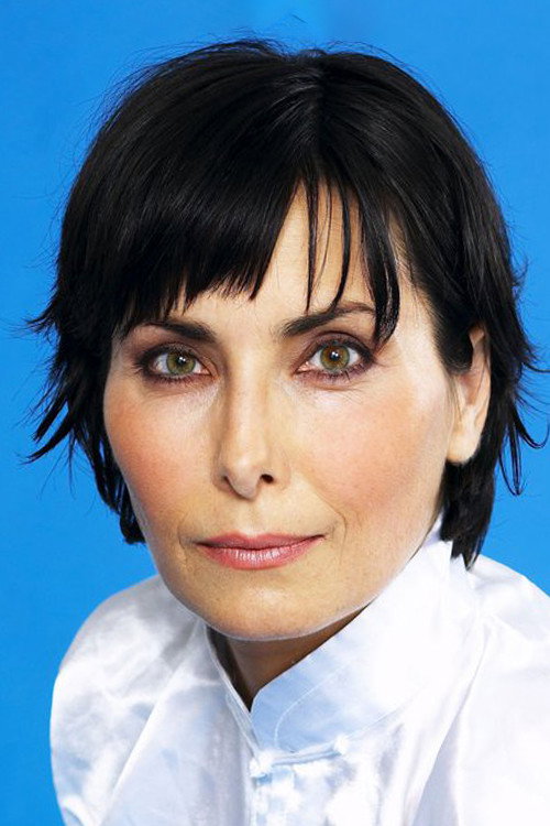 Zora Jandová as Klára in Passage