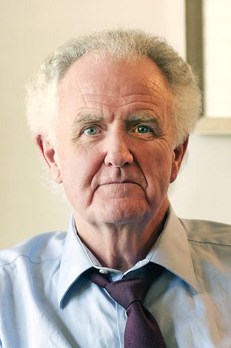 Roger Dunn as Begliardo in Confidential