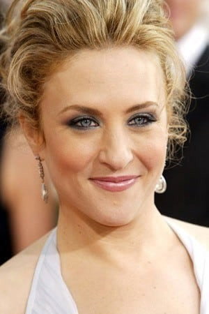 Bitty Schram as Evelyn Gardner (RF) in A League of Their Own