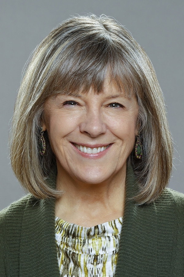 Mimi Kennedy as Marla Hunter in Pump Up the Volume