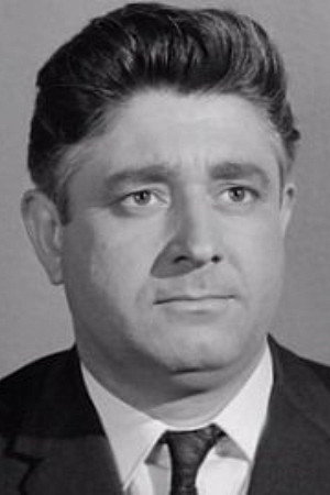 Barry Linehan as Bordenave in Nana
