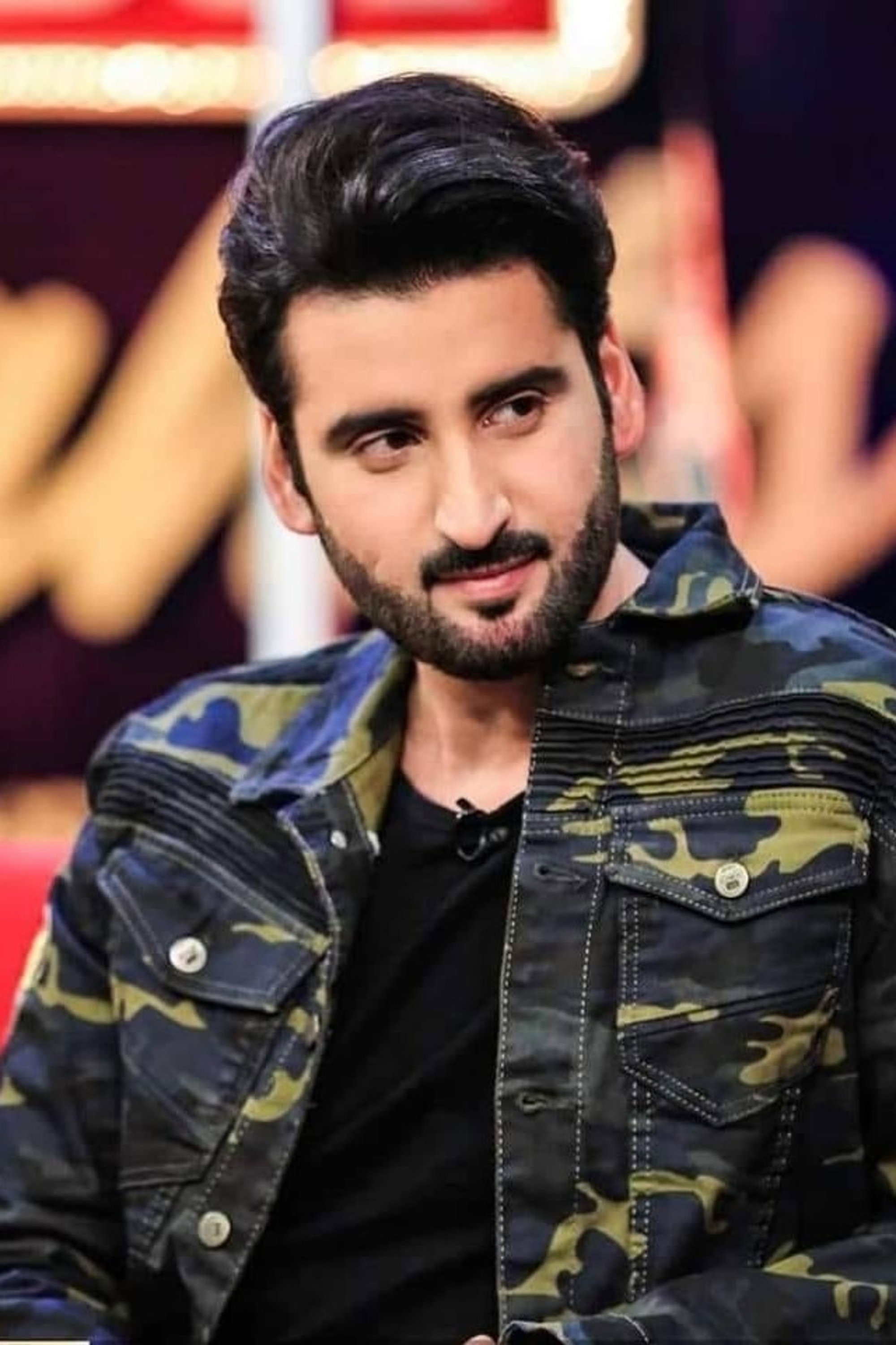 Agha Ali as Zain in Band Khirkiyan
