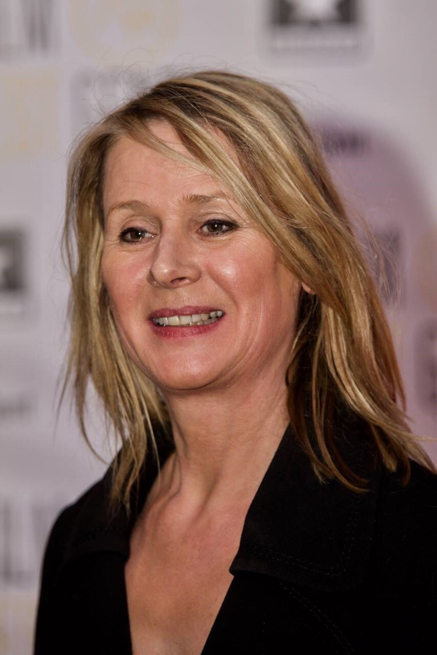 Hilde Heijnen as Sonja Nijs in Deadline 14/10
