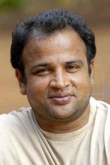 P. Sukumar as Bava in Chettayees