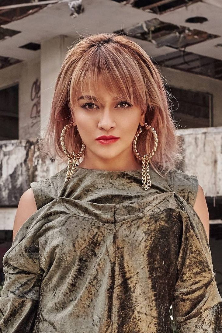 Sazzy Falak as Shasha in Gol & Gincu Vol. 2