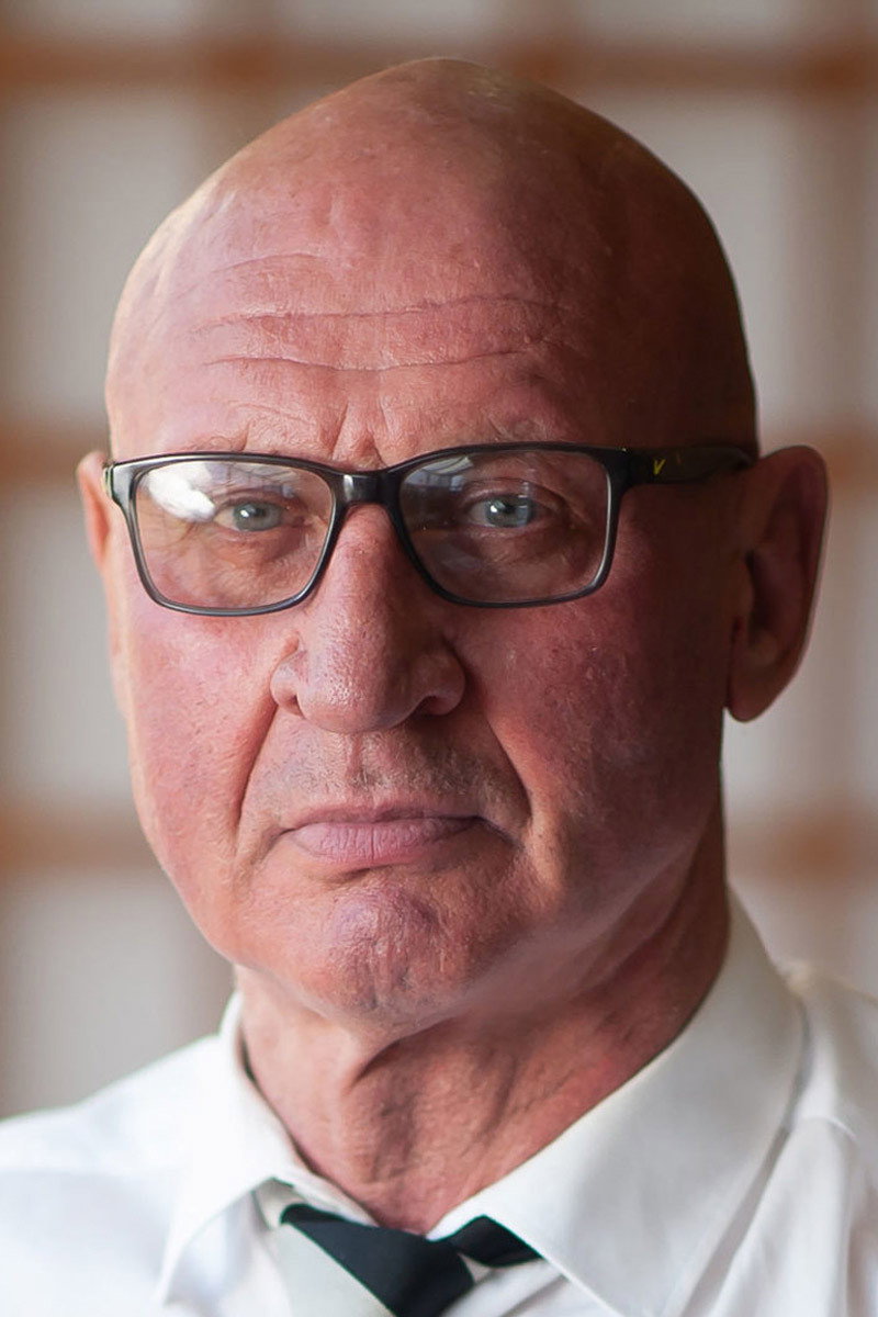 Hennie Bosman as Clambone in Shark Killer