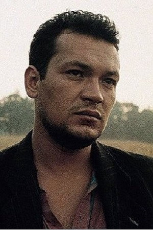Mehmet Emin Toprak as Saffet (as M. Emin Toprak) in The Small Town