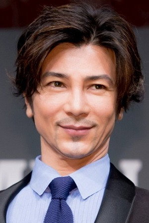 武田真治 as Keisuke Aoyagi（青柳 圭介） in Stay Gold