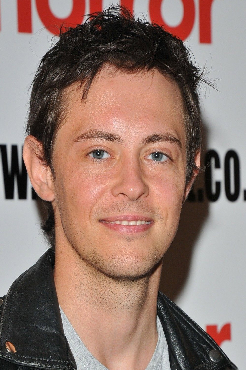 Elliot J. Langridge as Arthur in 51 States