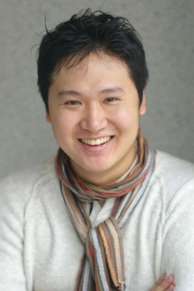 신용우 as Cadis Etrama Di Raizel (voice) in Noblesse: The Beginning of Destruction