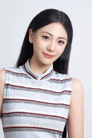 Xu Meng Yao as Meng Shangshi in The Journey