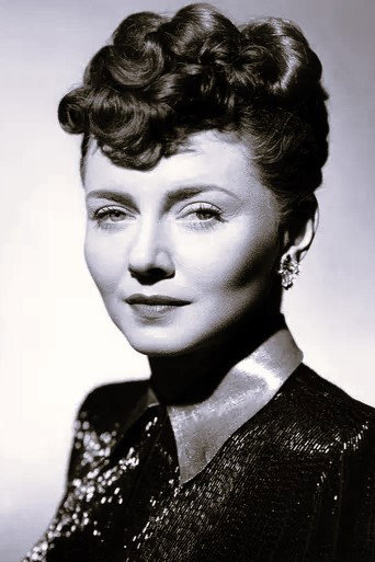 Lenore Aubert as Dr. Sandra Mornay in Bud Abbott and Lou Costello Meet Frankenstein