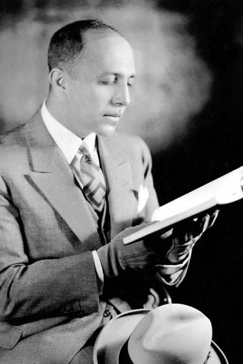 Dimitri Buchowetzki as Leo Rostovskiy in Knight's Spirit
