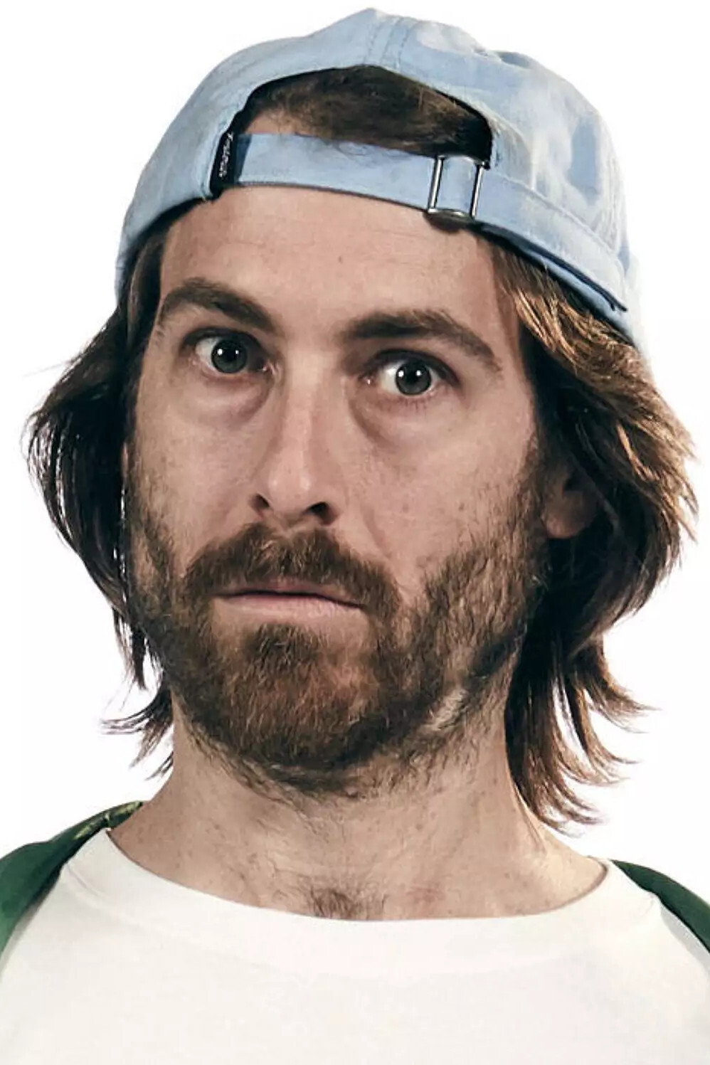 Stephen Oates as Donovan in Hangashore