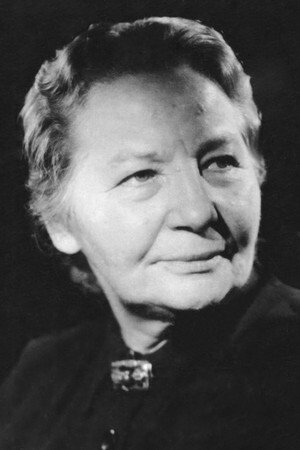 Jarmila Kurandová as Ulrychová in Kariéra