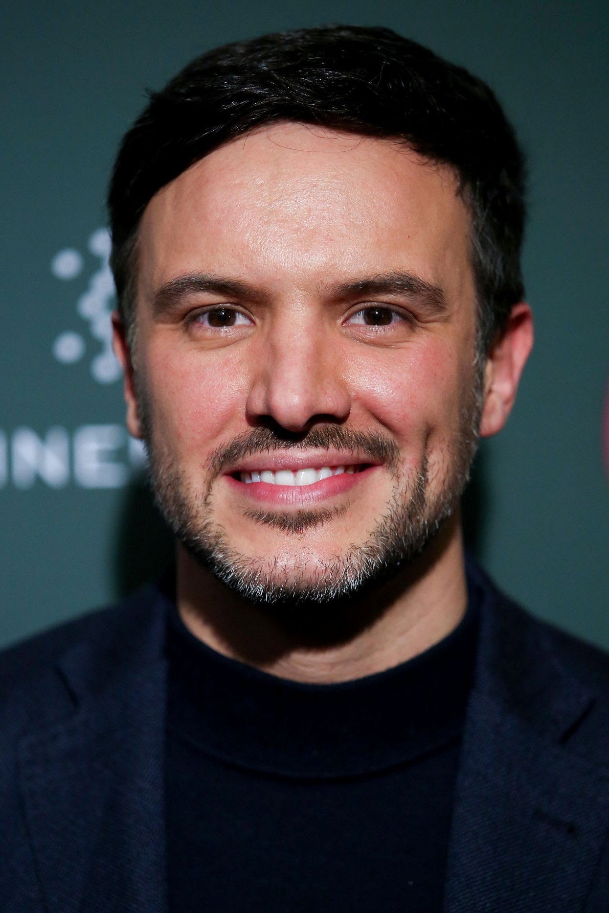 Alejandro de la Madrid as Samuel in El juego de las llaves