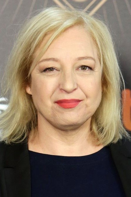Francesca Piñón as Angustias Vázquez in The Ministry of Time