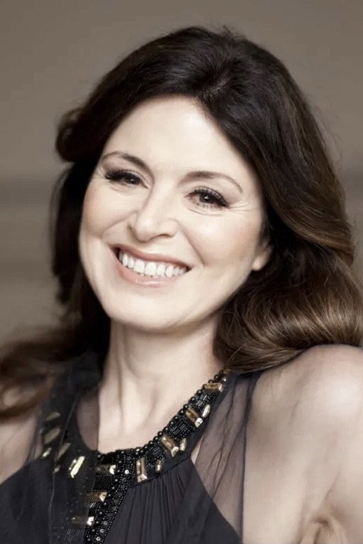 Anna Caterina Antonacci as Queen Elizabeth I in Gloriana