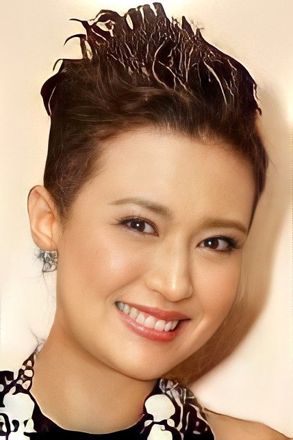 羅敏莊 as Amanda Ko Ah-Hin in Your Class or Mine