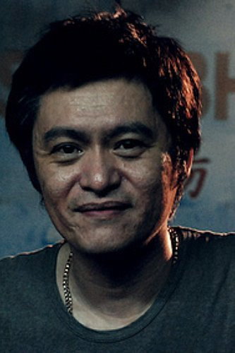 Pete Teo as Roger Woo in Barbarian Invasion