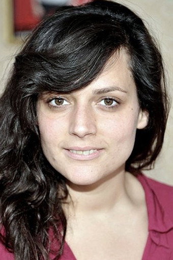 Anna Chedid as Self - Nach in -M- Symphonic