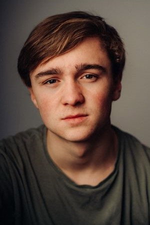 Luis Vorbach as Michi in At Eye Level